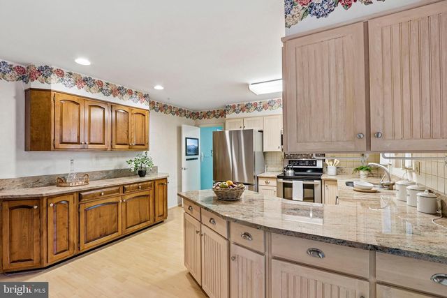 1763 TEAROSE LN, Cherry Hill, NJ 08003