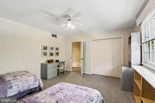 1763 TEAROSE LN, Cherry Hill, NJ 08003