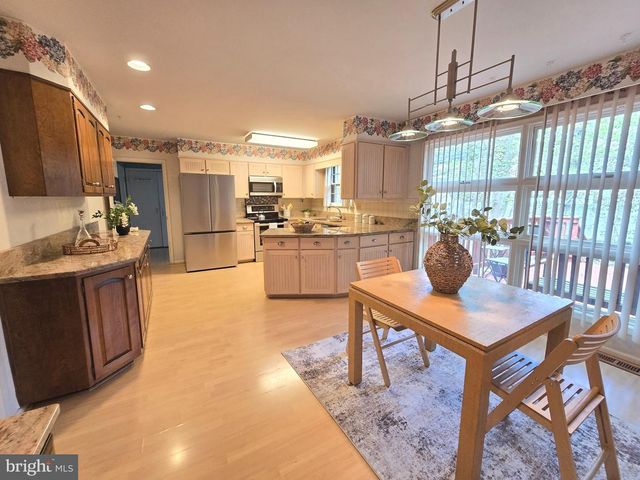 1763 TEAROSE LN, Cherry Hill, NJ 08003