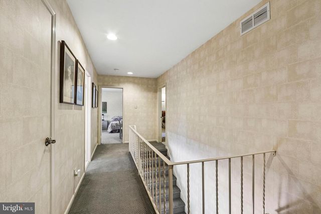 1763 TEAROSE LN, Cherry Hill, NJ 08003