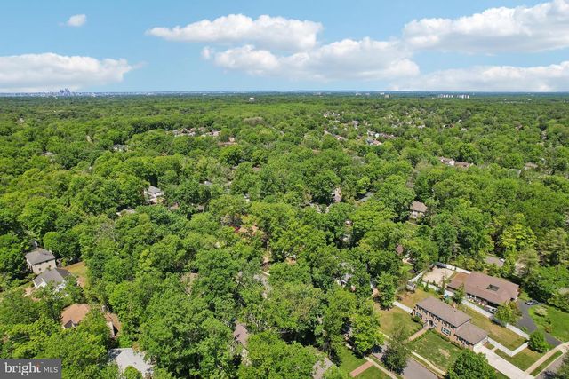 1763 TEAROSE LN, Cherry Hill, NJ 08003