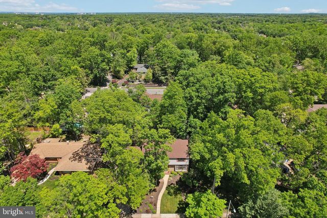 1763 TEAROSE LN, Cherry Hill, NJ 08003
