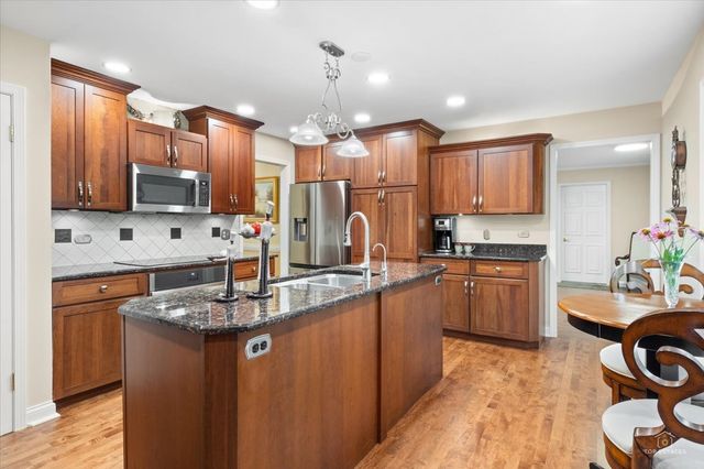 28W486 Mack Road, West Chicago, IL 60185