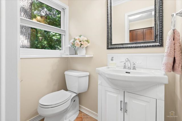 28W486 Mack Road, West Chicago, IL 60185