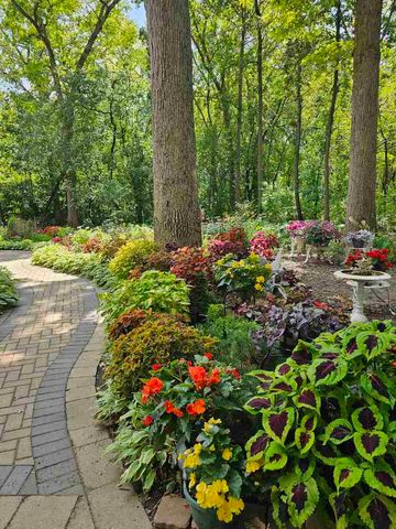 28W486 Mack Road, West Chicago, IL 60185