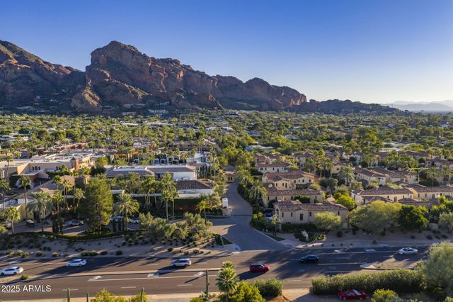 4949 E LINCOLN Drive 18, Paradise Valley, AZ 85253