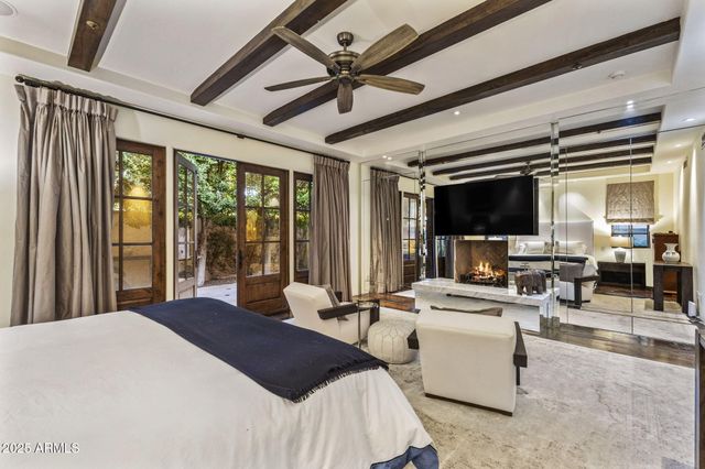 4949 E LINCOLN Drive 18, Paradise Valley, AZ 85253