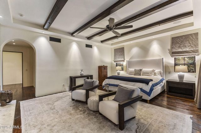 4949 E LINCOLN Drive 18, Paradise Valley, AZ 85253