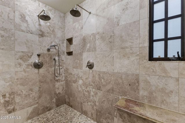 4949 E LINCOLN Drive 18, Paradise Valley, AZ 85253