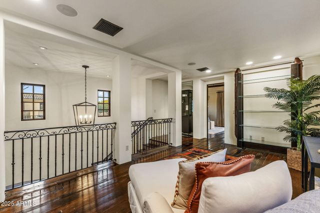 4949 E LINCOLN Drive 18, Paradise Valley, AZ 85253