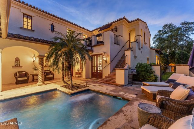 4949 E LINCOLN Drive 18, Paradise Valley, AZ 85253