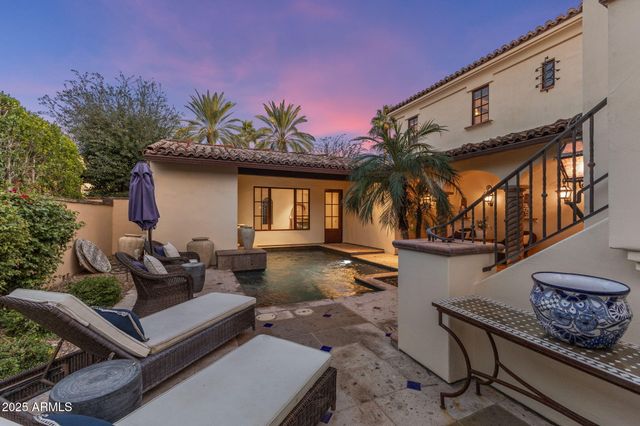 4949 E LINCOLN Drive 18, Paradise Valley, AZ 85253