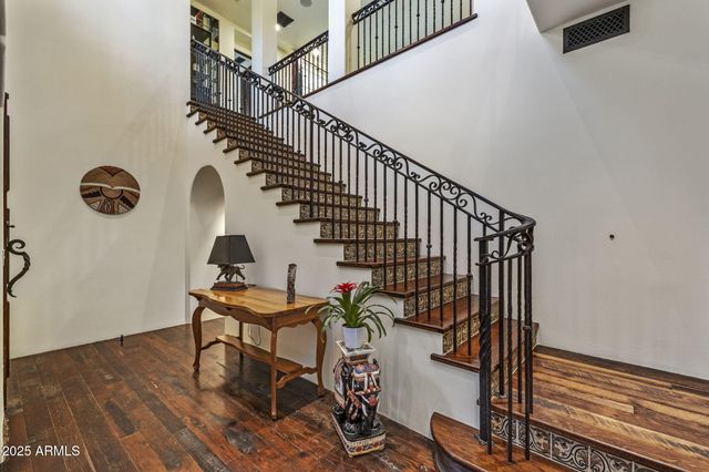 4949 E LINCOLN Drive 18, Paradise Valley, AZ 85253