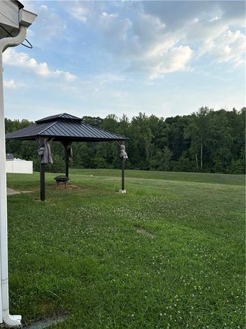 6612 Glenville Drive, Whitsett, NC 27377