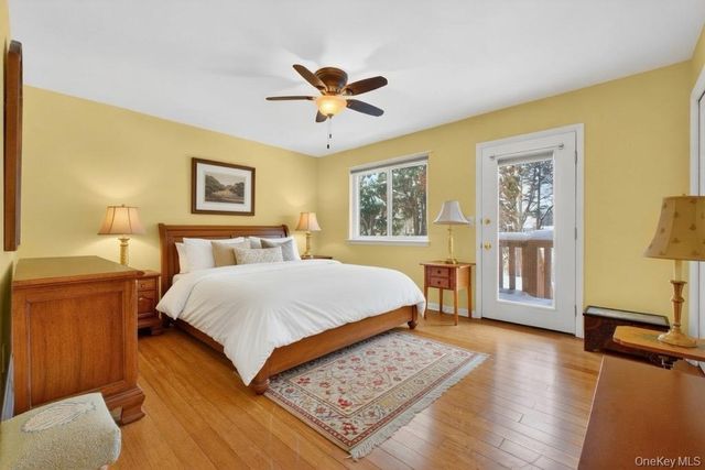 202 Falcon Court, Poughkeepsie, NY 12603