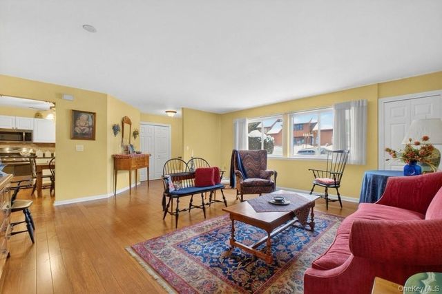 202 Falcon Court, Poughkeepsie, NY 12603