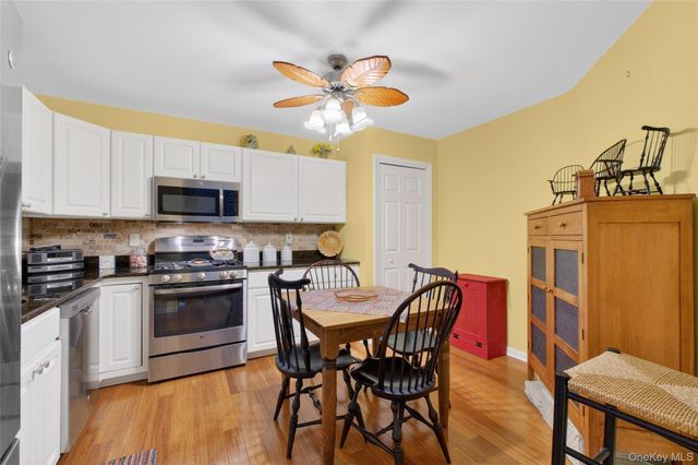 202 Falcon Court, Poughkeepsie, NY 12603