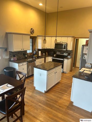 2240 Gunnison Drive, Lincoln, NE 68521