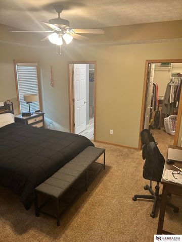 2240 Gunnison Drive, Lincoln, NE 68521