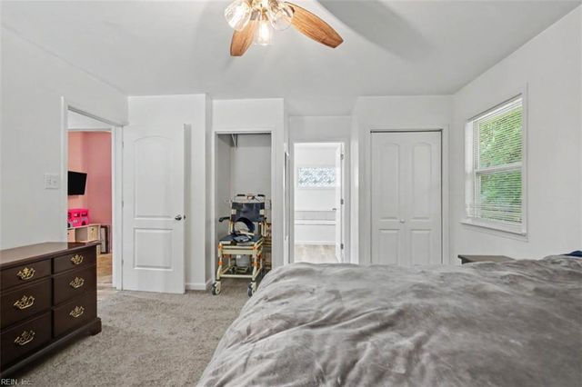 7042 East View RD, Hayes, VA 23072