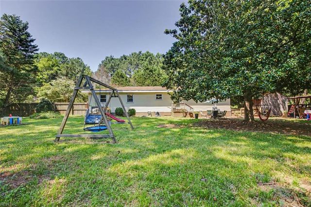 7042 East View RD, Hayes, VA 23072
