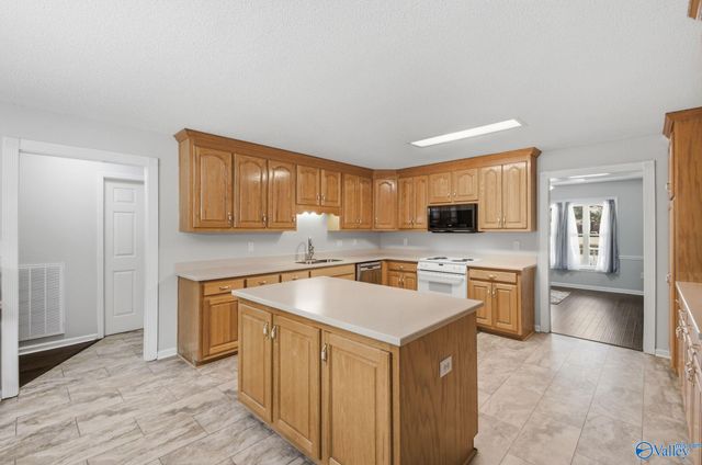 148 Whitt Haven Drive, Toney, AL 35773