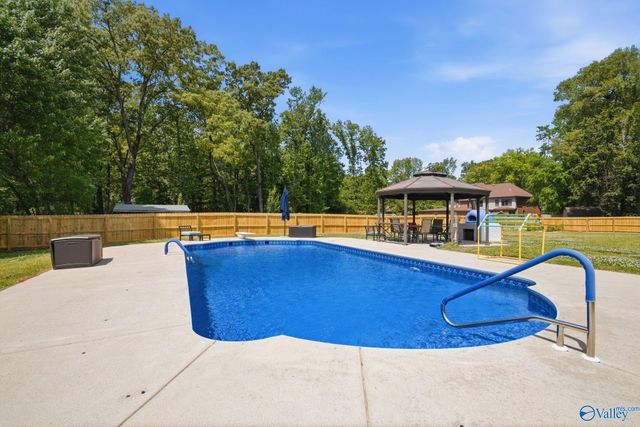 148 Whitt Haven Drive, Toney, AL 35773