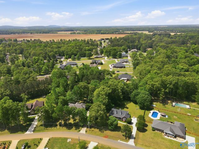 148 Whitt Haven Drive, Toney, AL 35773