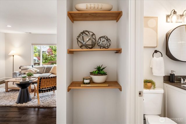 4513 Cascadia Avenue S, Seattle, WA 98118