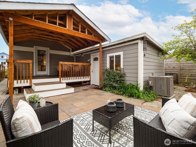 4513 Cascadia Avenue S, Seattle, WA 98118