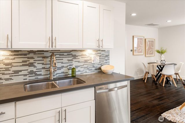 4513 Cascadia Avenue S, Seattle, WA 98118