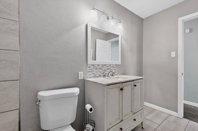 220 Espejo Street NE, Albuquerque, NM 87123