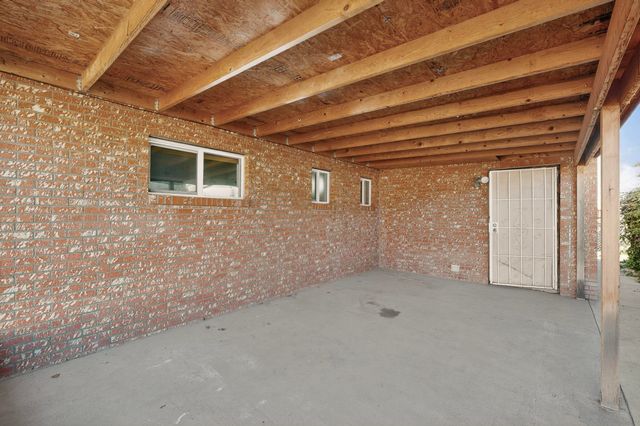 220 Espejo Street NE, Albuquerque, NM 87123