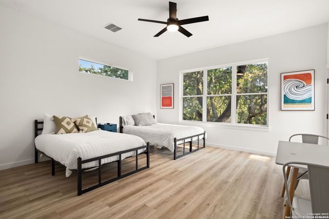 1277 Timberlane Dr, Canyon Lake, TX 78133