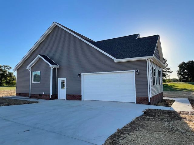 240 Hidden Hills Lane, Summertown, TN 38483