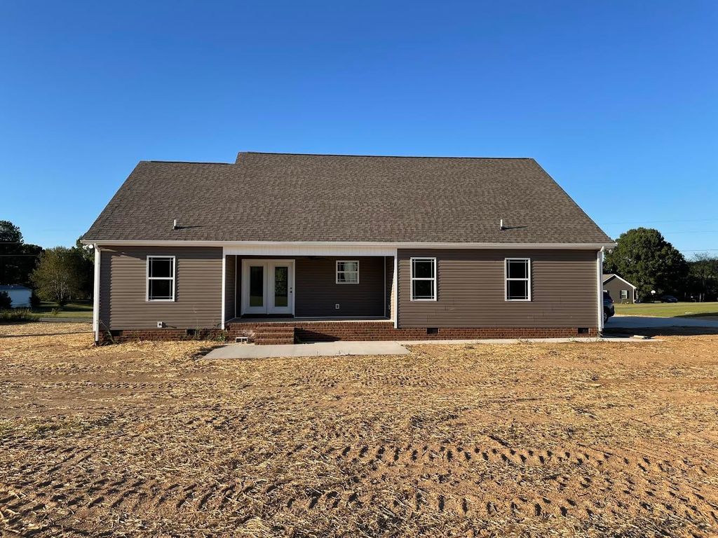 240 Hidden Hills Lane, Summertown, TN 38483