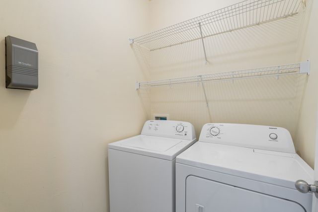 117 Johnson Mesa, Santa Fe, NM 87508