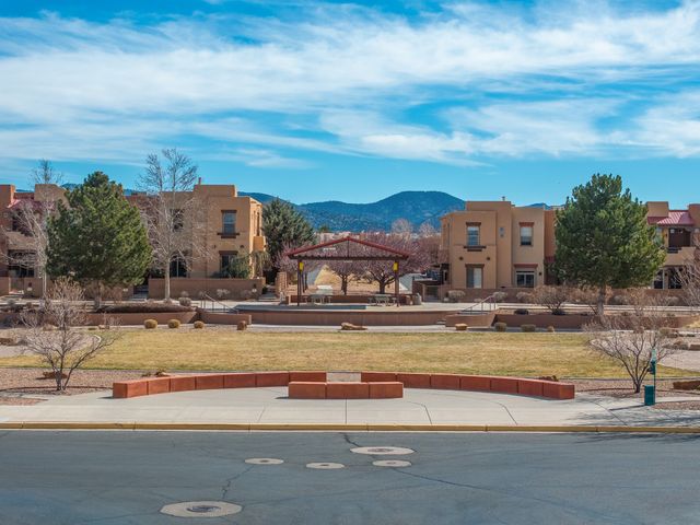 117 Johnson Mesa, Santa Fe, NM 87508