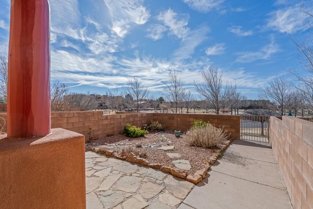 117 Johnson Mesa, Santa Fe, NM 87508