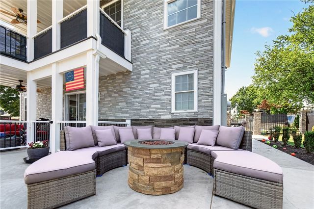 318 Farmington Avenue, Cranston, RI 02920