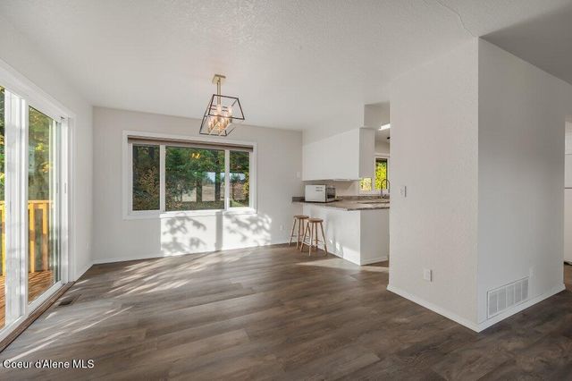 14895 N Crystal Springs LN, Rathdrum, ID 83858