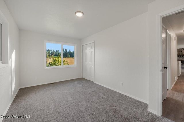 14895 N Crystal Springs LN, Rathdrum, ID 83858