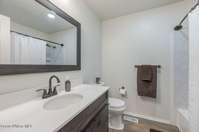 14895 N Crystal Springs LN, Rathdrum, ID 83858