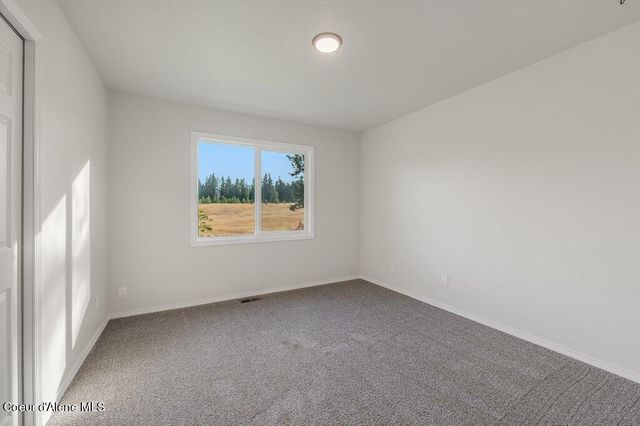 14895 N Crystal Springs LN, Rathdrum, ID 83858