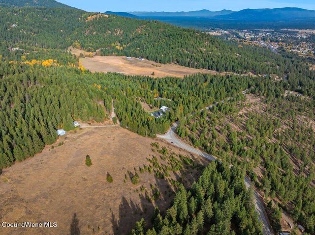 14895 N Crystal Springs LN, Rathdrum, ID 83858