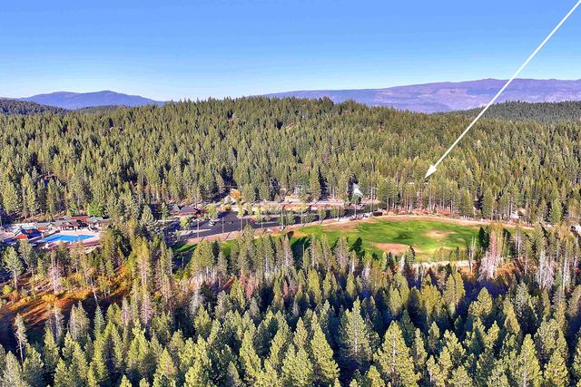 12491 Northwoods Blvd Apt 3, Truckee, CA 96161