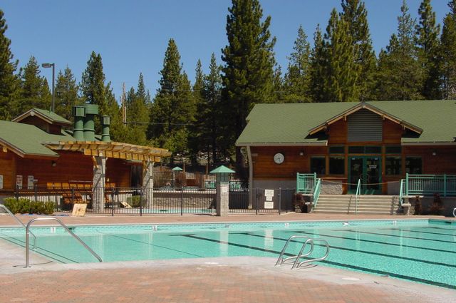 12491 Northwoods Blvd Apt 3, Truckee, CA 96161
