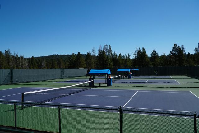 12491 Northwoods Blvd Apt 3, Truckee, CA 96161