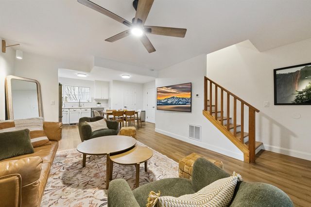 12491 Northwoods Blvd Apt 3, Truckee, CA 96161