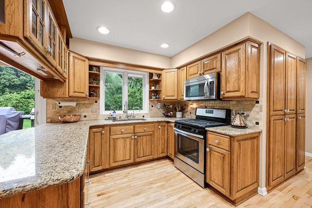 1 Cherrywood COURT, Wind Point, WI 53402